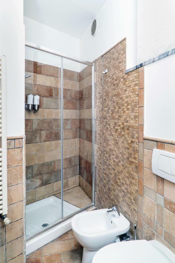 Four Bedroom Villa Near Metro Milano Esterno foto