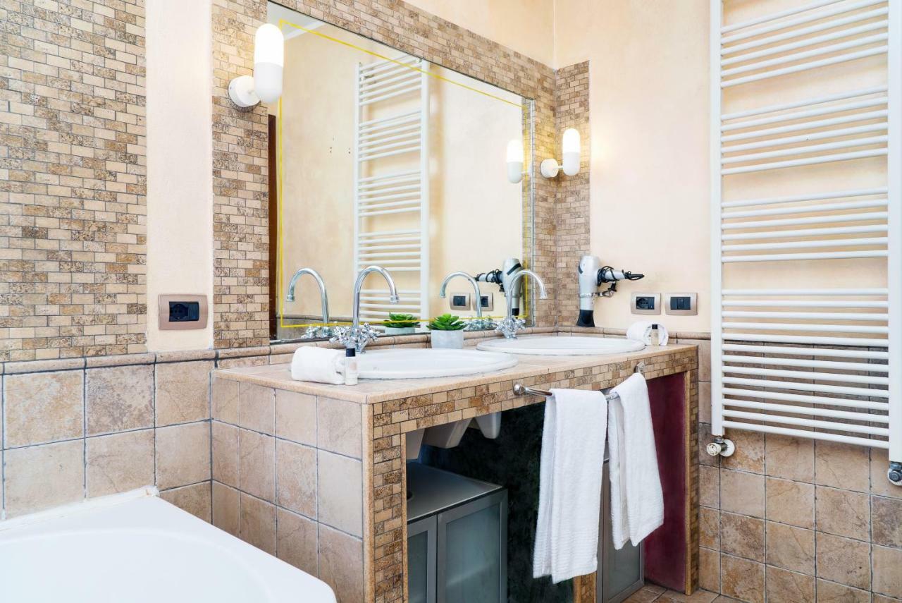 Four Bedroom Villa Near Metro Milano Esterno foto